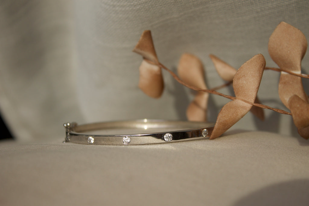 Moon Bangle armbånd i sølv | Minimalistisk bangle | SIHO